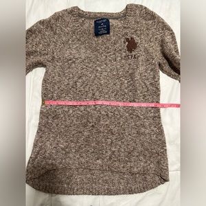 Brown knitted long sleeve sweatshirt from U.S Polo